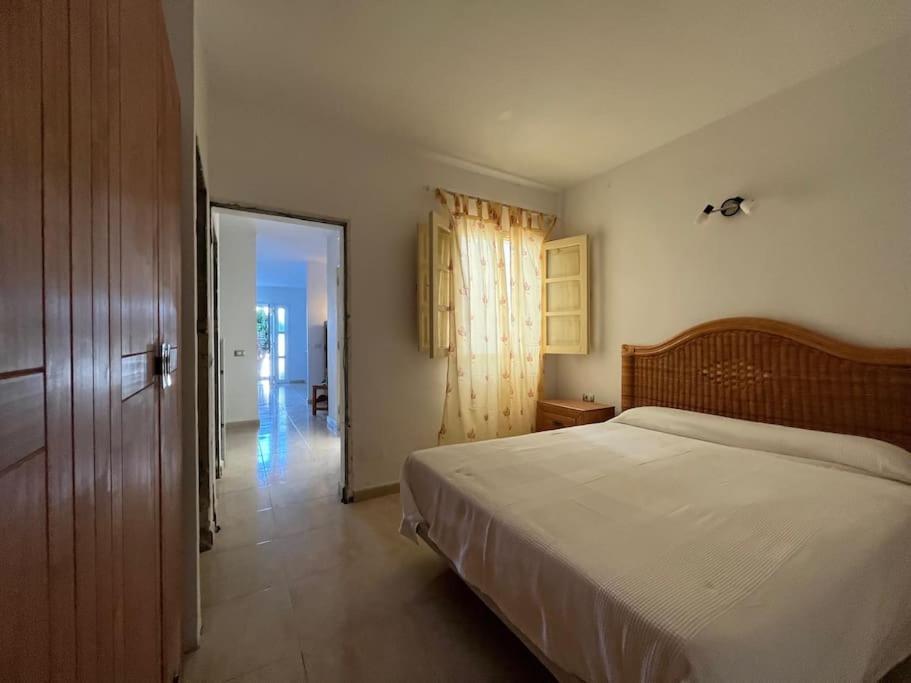 Playa Chica Apt With Terrace 100 M From The Sea Puerto del Carmen  Kültér fotó